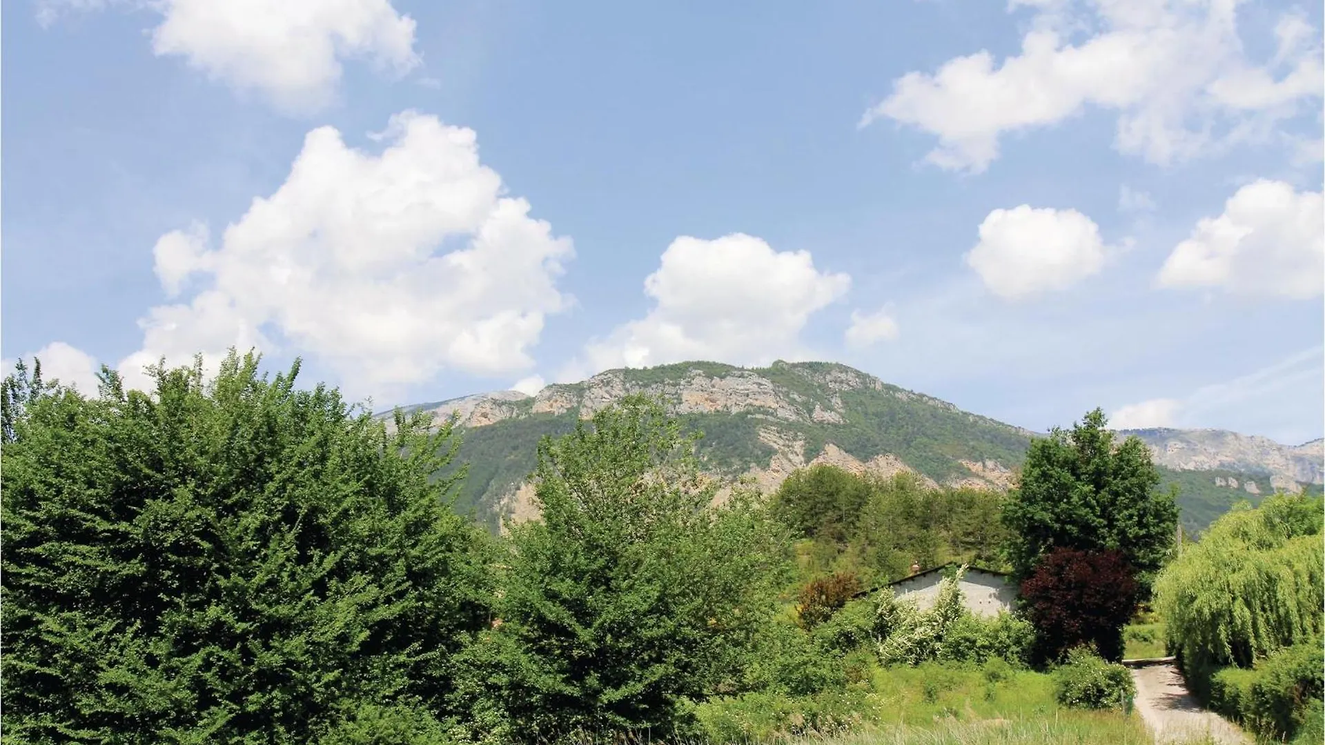4 Bedroom Gorgeous Home In Saint Roman Holiday home